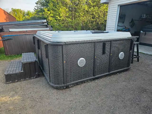 Hot tub (strong Spa)62863737096961121