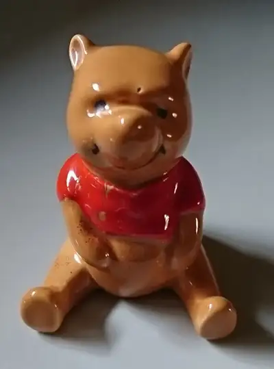 Vintage Disney Prod "Winnie The Pooh" Porcelain Figurine - This Winnie The Pooh figurine was a Sampl...