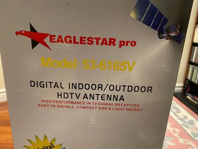 HDTV and Digital TV indoor antennas desktop and mounting in TVs in Markham / York Region - Image 11
