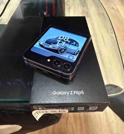 Samsung z flip 5 256 gb, View more