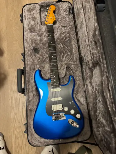 Fender Stratocaster Ultra 2 , View more