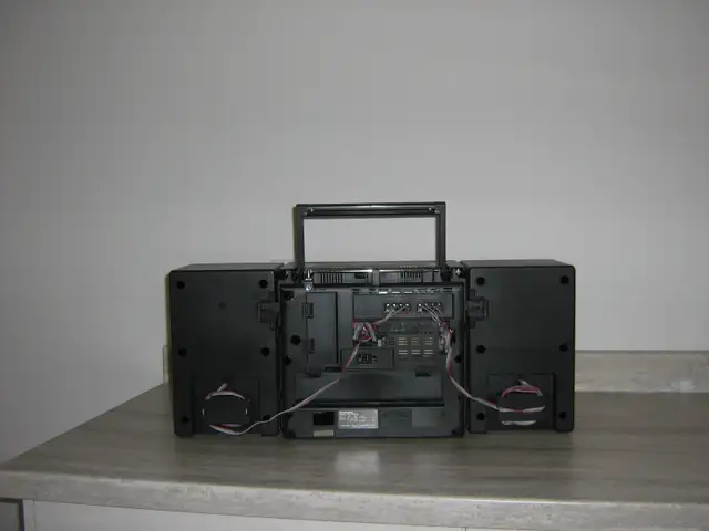 PANASONIC "PLATINUM" STEREO COLLECTION in General Electronics in Regina - Image 3