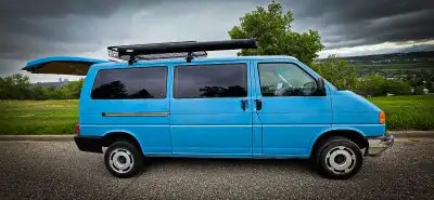 1992 Volkswagen Eurovan Transporter – Off-Grid Adventure Van | Solar | Roof Basket | Well Maintained...