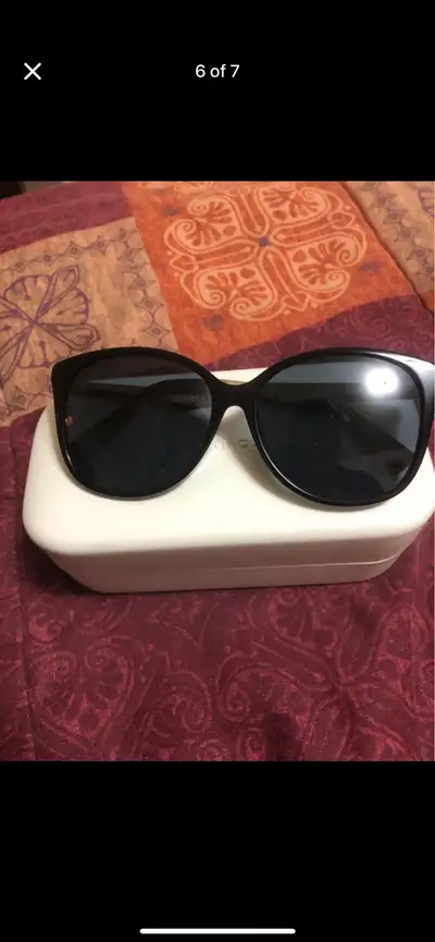 Marc Jacob’s Women’s sunglasses, View more