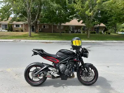 2018 Triumph Street Triple R Bike is in great shape cosmetically. No damage. Well taken care of. Jus...