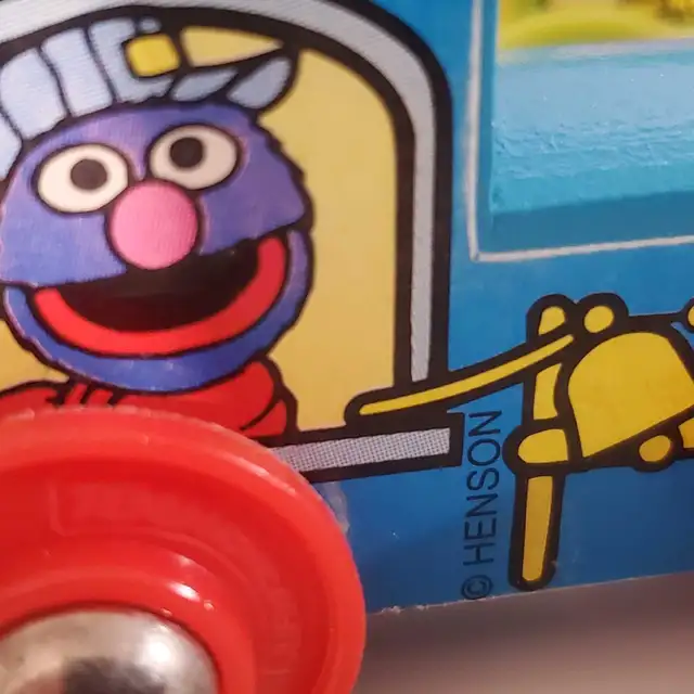 Vintage Sesame Street Wood Train Set with Extras in Toys & Games in Markham / York Region - Image 7