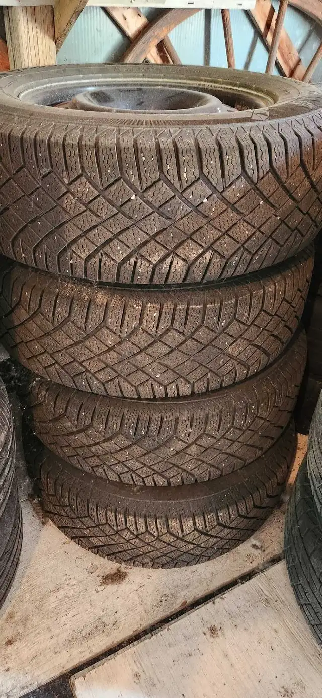 Pneus hiver Continental 225/65 R16 in Tires & Rims in Laval / North Shore - Image 4