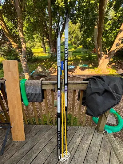Peltonen XC skis (classic) 210cm, View more