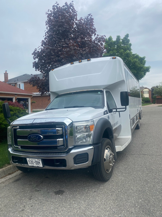 Ford Limo bus for sale  in Cars & Trucks in Mississauga / Peel Region - Image 2