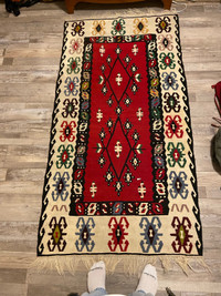 Vintage Turkish kilim rug