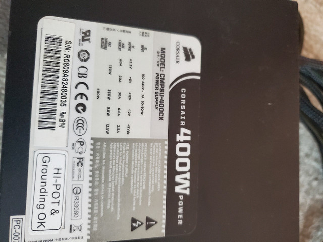 CORSAIR  POWER SUPPLY/2x 4 pin400 WAT dans Composants de système  à Ville de Montréal - Image 4