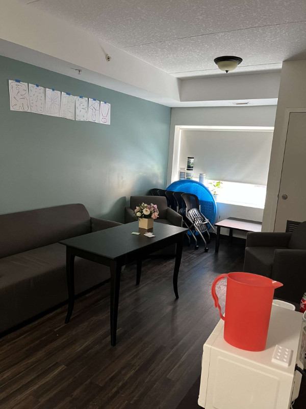 1 Bedroom with en suite for Sublet. For May-Aug 2024. 5 min walk in Room Rentals & Roommates in Kitchener / Waterloo - Image 4
