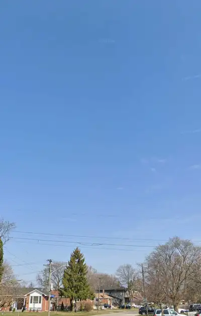 --- Shared basement for Rent – Scarborough Location: pharmacy Ellesmere For: Male Tenants Only – Ide...