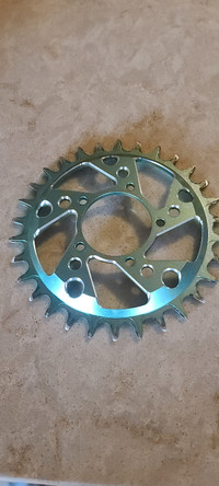 Luna Mighty-Mini 30 Tooth BBSHD ChainRing anodized green