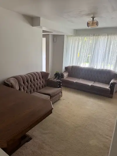 I am offering rooms for rent for females only$600-$700 in Scarborough. The rooms are in a shared acc...