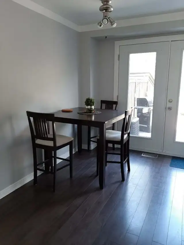 hi tech Kanata private furnished room for rent in Room Rentals & Roommates in Ottawa - Image 4