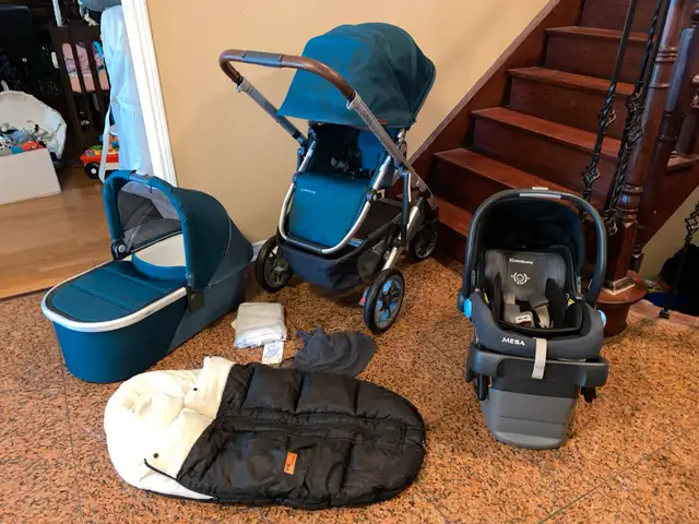 V2 Uppababy Cruz stroller with bassinet  in Strollers, Carriers & Car Seats in Markham / York Region - Image 2