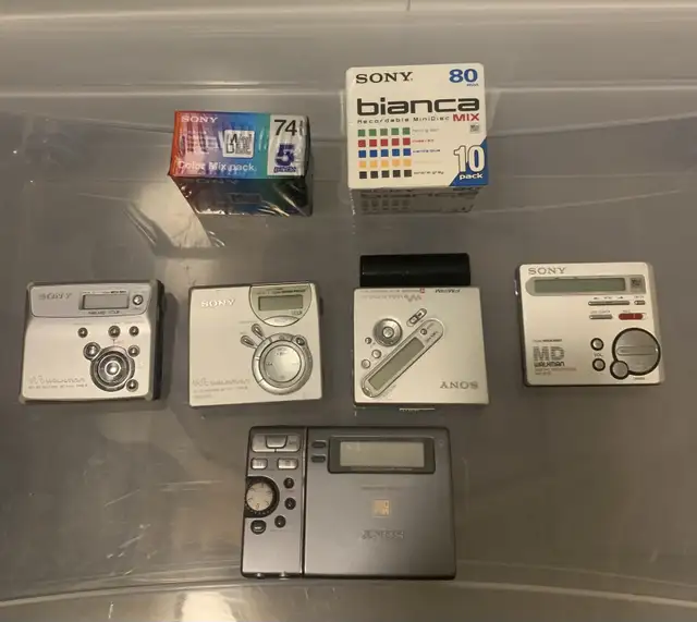 Sony MD MiniDisc Players Walkman Recorder in General Electronics in Burnaby/New Westminster - Image 4