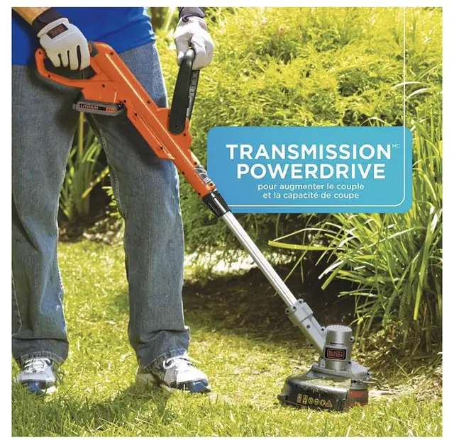 BLACK+DECKER 20V MAX* String Trimmer / Edger, 12-Inch (LST300) in Outdoor Tools & Storage in Markham / York Region - Image 4