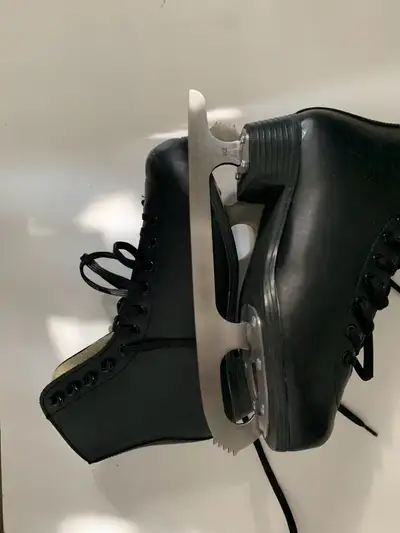 Brand New Figure Skate Shoe for Boy Size 6, View more