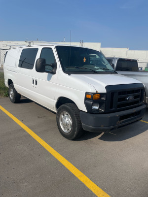 2010 Ford E 250