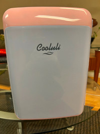 Cooluli: Classic 10L Skincare/Mini Fridge