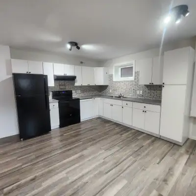✨ New 2-Bedroom Duplex Unit for Rent – Prime Location! ✨