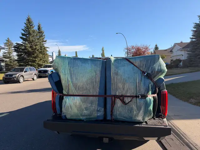 HKers Pickup Truck Delivery $60 – Marketplace, IKEA, Small Moves in Moving & Storage in Calgary - Image 5