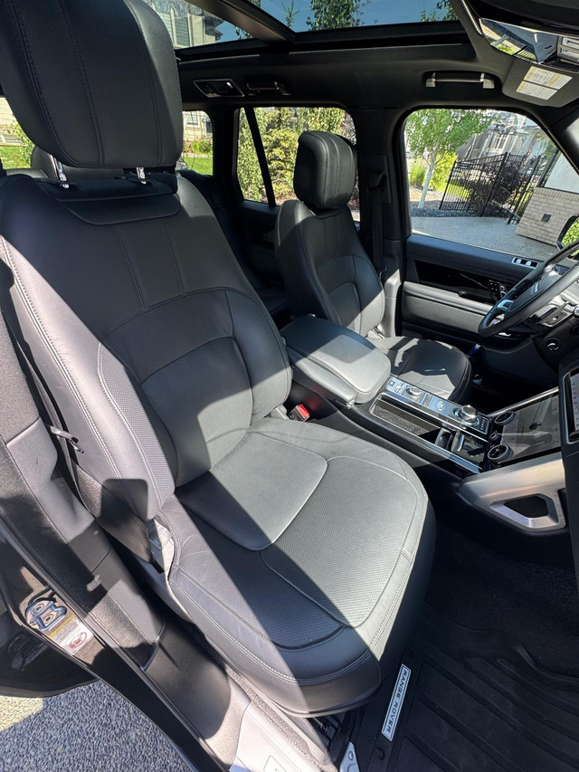 2020 Land Rover Range Rover in Cars & Trucks in Calgary - Image 4