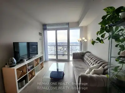 Fully Furnished 1B + 1D Condo For Lease Steps to VMC