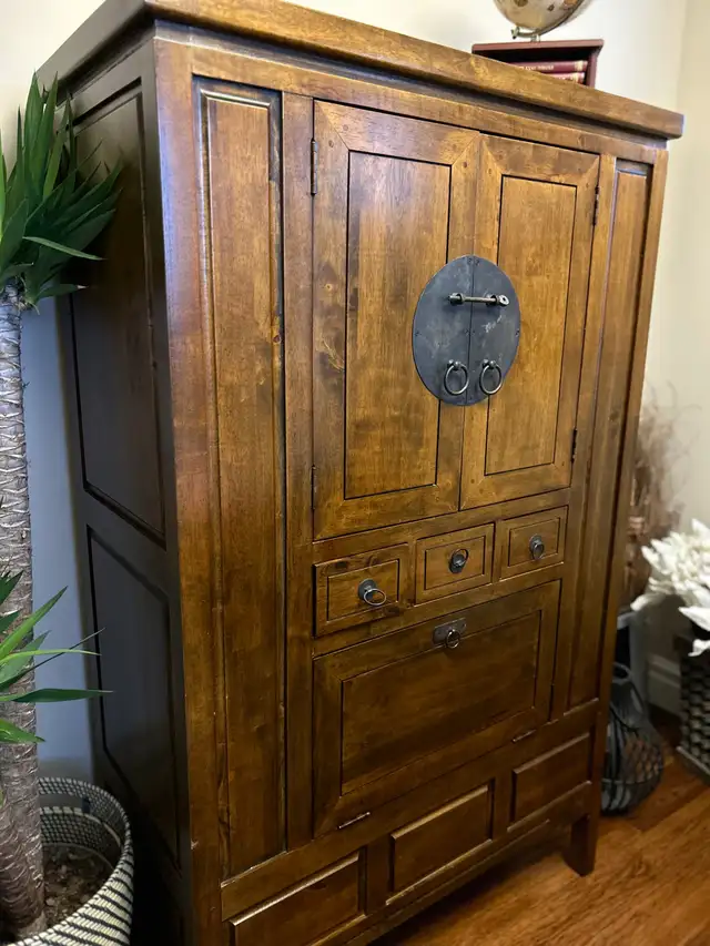 AMAZING Vintage Wall Cabinet in Hutches & Display Cabinets in Calgary - Image 2