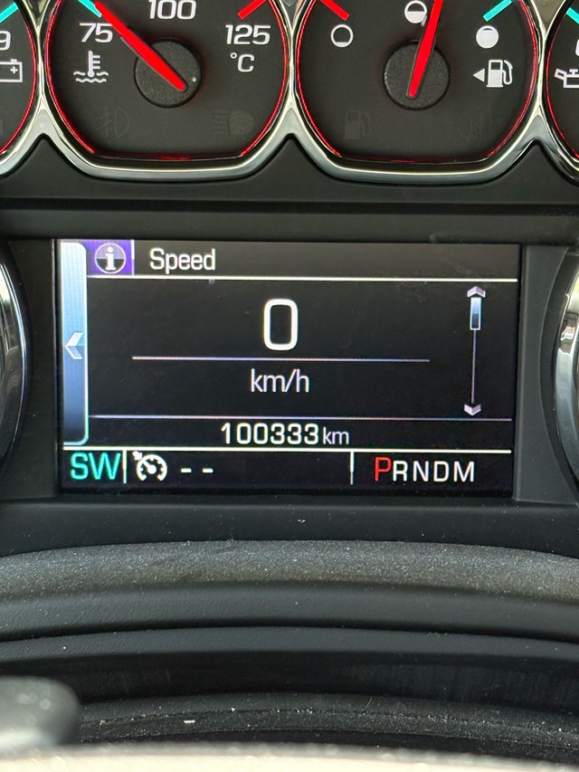 2016 Chev Tahoe 100k kms — photo 5