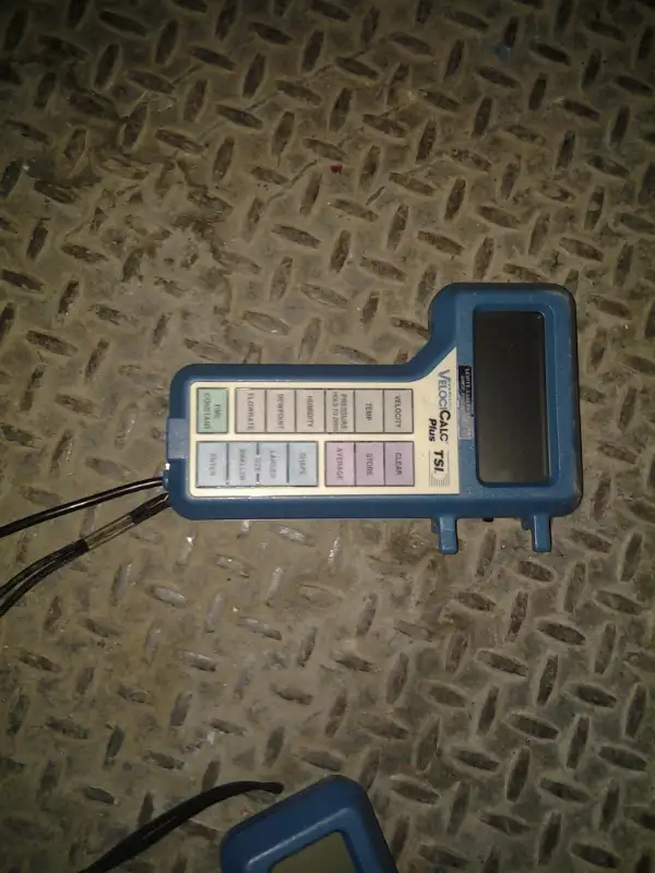 TSI VELOCICALC PLUS 8384-M-GB 8384 MULTI-PARAMETER VELOCITY VENT in Other in City of Montréal - Image 6