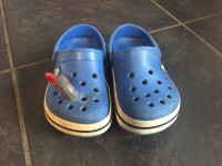 Boys size 8/9 Crocs