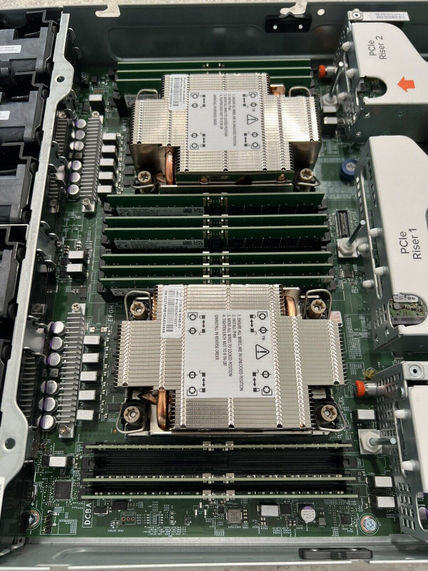 Purestorage Flasharray XC R4 384GB PC5 4800 Xeon 4410y server in Servers in Barrie - Image 2