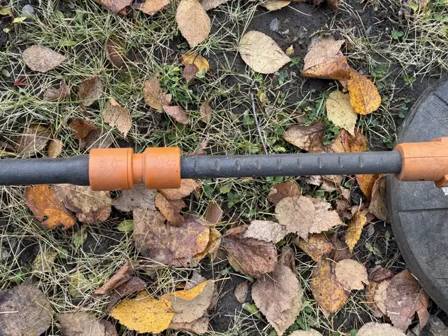 Electric Weed Wacker, corded in Outdoor Tools & Storage in Kamloops - Image 5