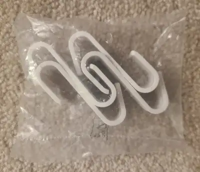 NEW IN PACKAGE - Set of 4 Over Door Plastic Hooks (5.5cm), View more