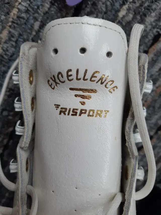Figure skates ladies size 8.5 Risport in Skates & Blades in Cambridge - Image 4
