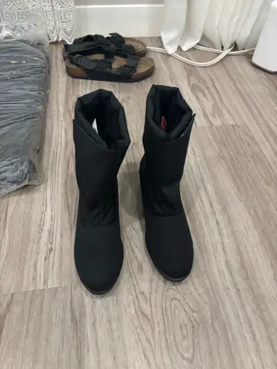 The Warmers Canada Waterproof Winter Boots – Women’s , View more