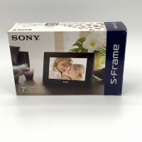 New Sony DPF-D70 7-Inch Digital Photo Frame Black with Remote