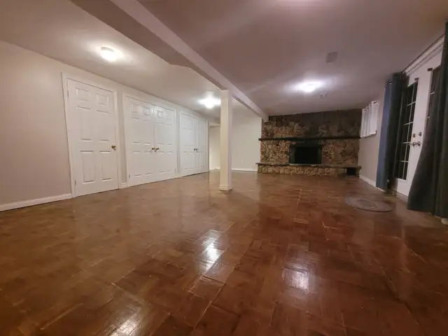 Bright One Bedroom Walkout Basement Apartment for Rent in Bolton in Long Term Rentals in Mississauga / Peel Region - Image 5