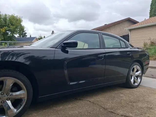 2011 Dodge Charger565626305365288963