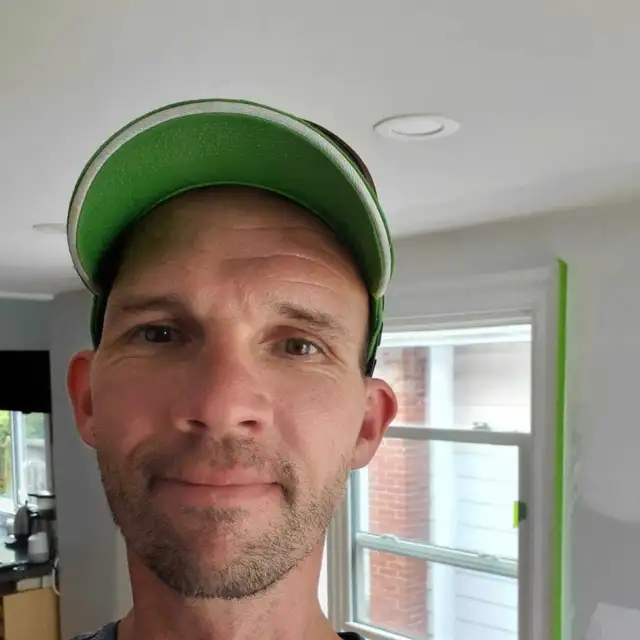 Handy man/ Carpenter62863711585411127