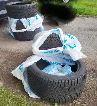 Gislaved/Nord Frost snow tires 245/40R18 Extra load tires, good for hybrid vehicles These tires are...