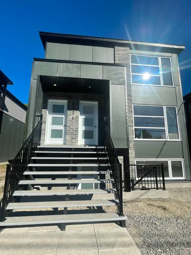 Condo de 3 chambres a Limbour: 5 Electros et 1 Parking