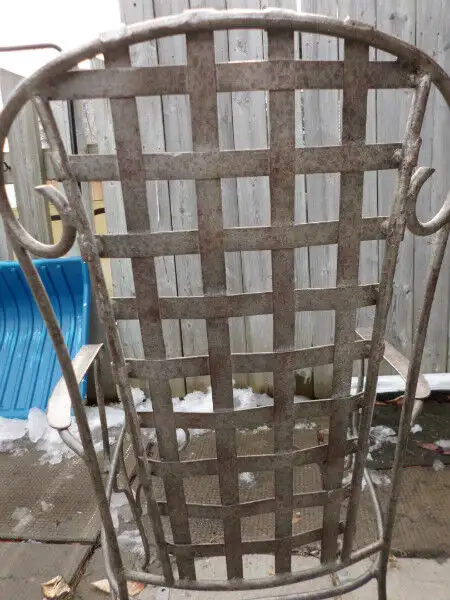 Vintage Wrought Iron Patio/Dining chairs  DIY Special in Patio & Garden Furniture in Ottawa - Image 6