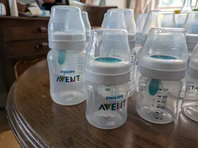 3 size 4oz and 8 size 8oz baby bottles. Phillips avent anti colic. Nipples not included. Used, very...
