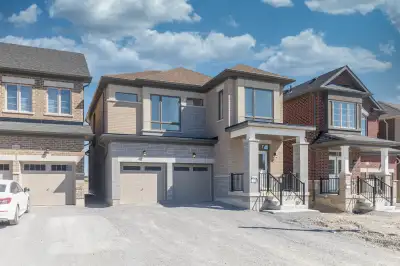 4 Bed 3 Bath House for Rent in Oshawa