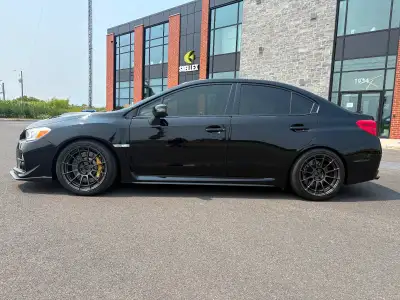 Voiture 65500km acheter neuve en 2015. Moteur : -Moteur Ak2+(stud arp et bering acl) -dyno 402.6 hp...