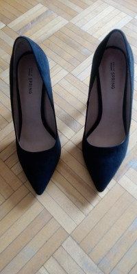 Black shoes size 38